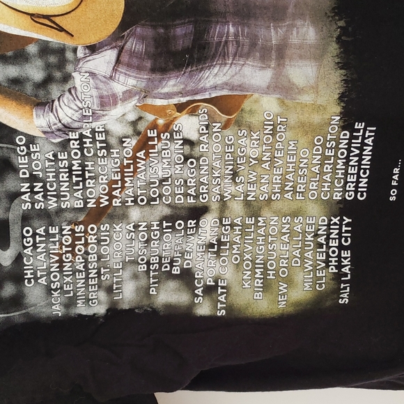 Garth Brooks Concert Shirt Size L - Picture 4 of 7